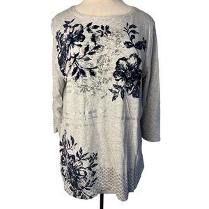 Chicos Zenergy Top Women 3/US-XL16–18 Gray Black Velvet Floral 3/4 Sleeve Round